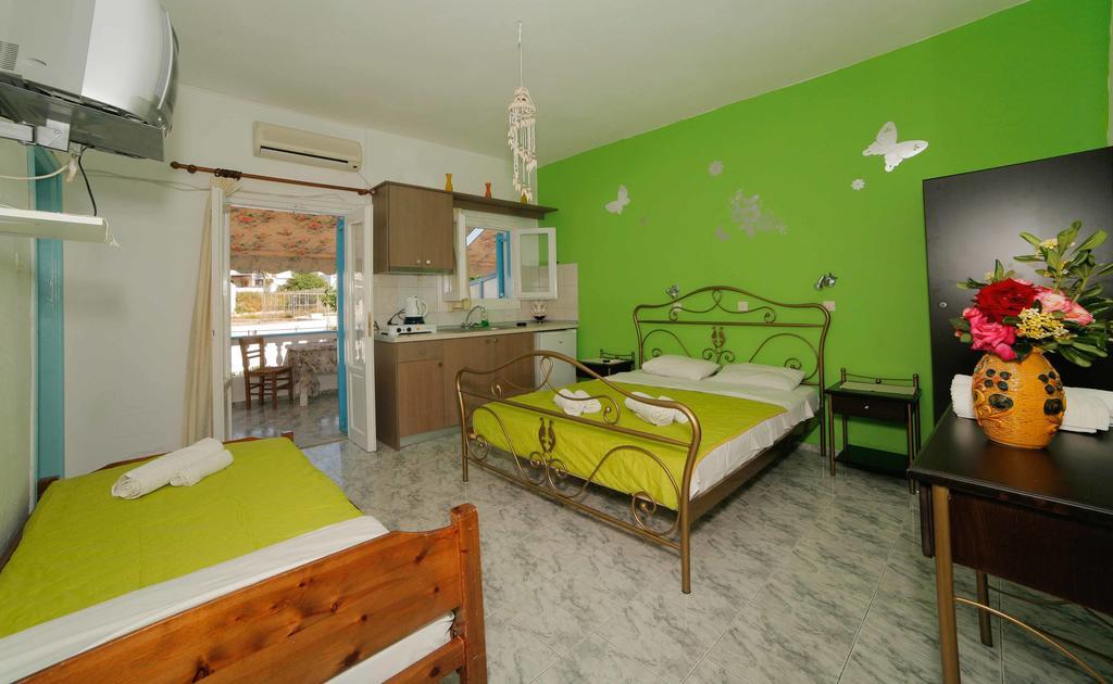 Mira Mare Studios Leipsoi Room photo